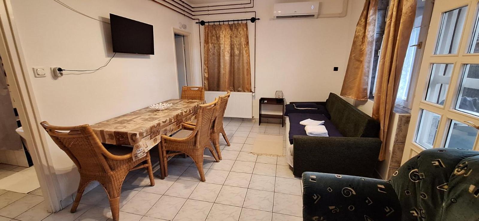 Benitta Vendégház Apartamento Hajdúszoboszló Exterior foto
